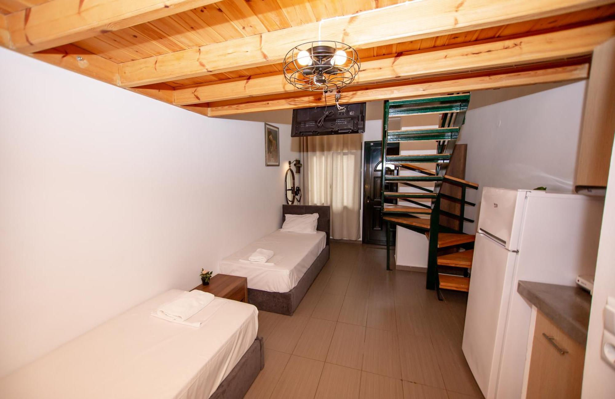 Sophia Seaview Suites & Restaurant Nea Vrasna Exterior photo