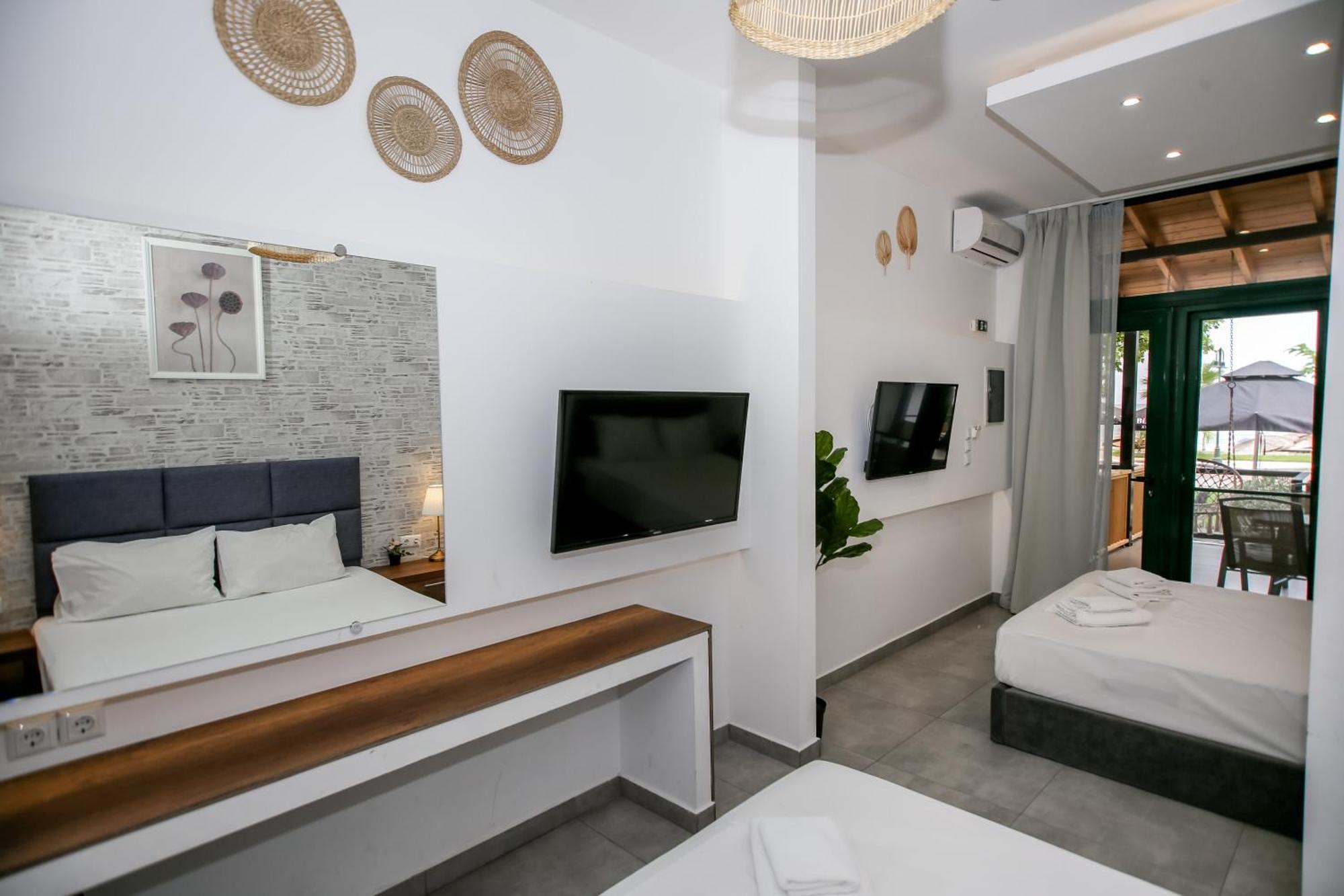Sophia Seaview Suites & Restaurant Nea Vrasna Exterior photo