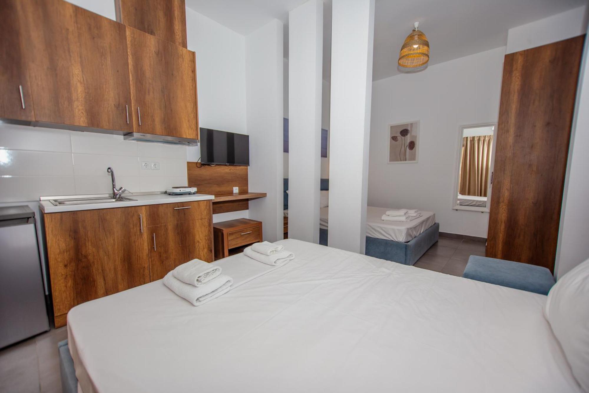 Sophia Seaview Suites & Restaurant Nea Vrasna Exterior photo